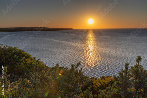 Obraz na plátně Wunderschöner Sonnenuntergang von einer Düne bei den Toftum Bjerge am Limfjord, Dänemark