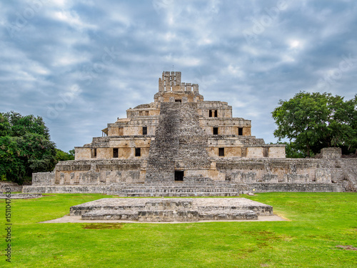 Wallpaper Mural Temple of Five Floors, Great Acropolis, Edzna Archaeological Site, Campeche State, Mexico Torontodigital.ca
