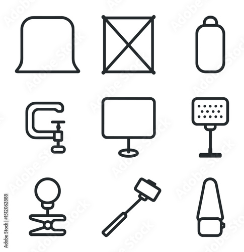 Portable Green Screen Icons. Outline icon set of portable green screen solutions: pop-up backdrop, foldable frame, travel bag,