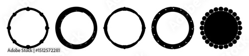 Sequential evolution of circular designs from simple to complex decoration scheme