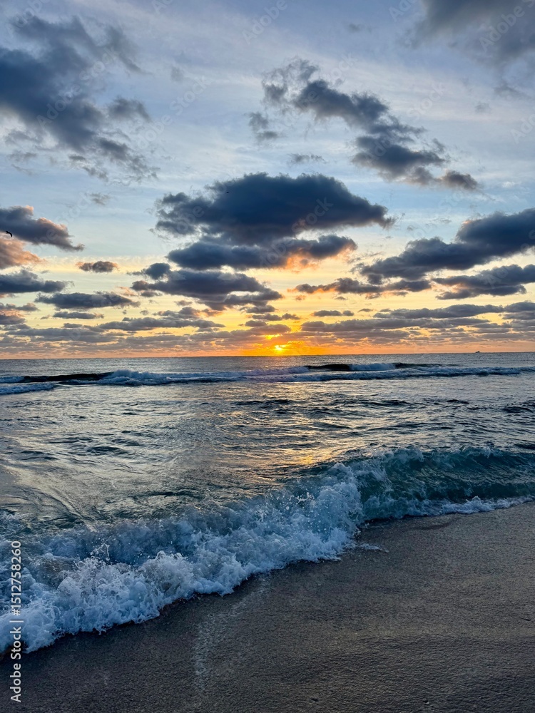 Obraz premium Beach Sunrise