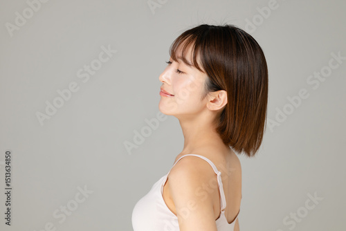 Bild auf Leinwand 若い女性のビューティーイメージ