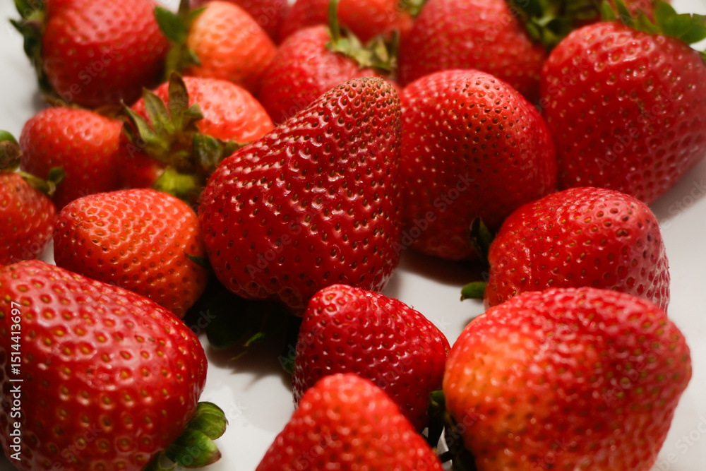 The red of organic strawberry to enjoy The red of organic strawberry to enjoy