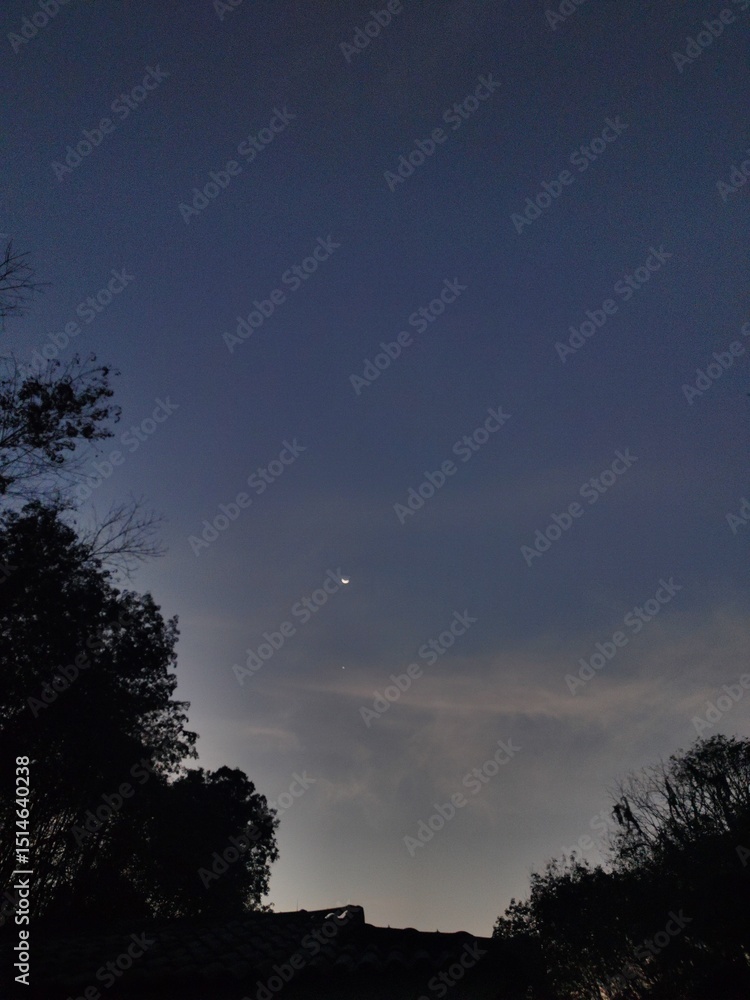 Obraz premium moon and clouds