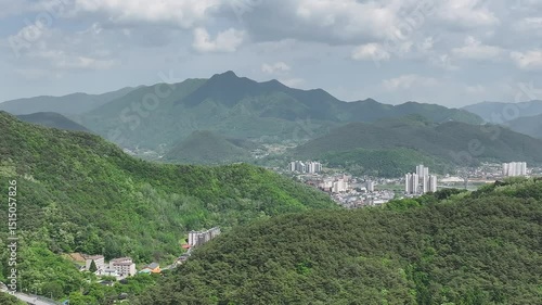 Wallpaper Mural 영월 단종 장릉 Torontodigital.ca