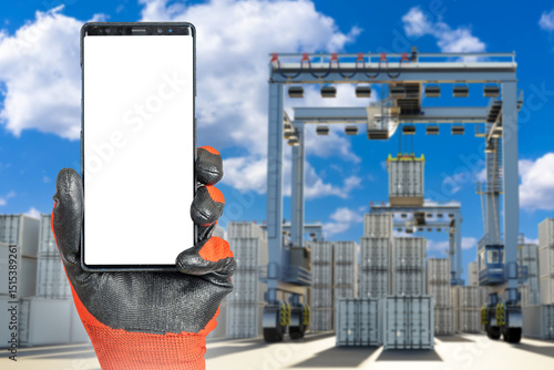 Container port with phone t...