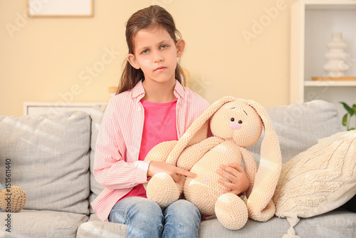 Teenage girl with appendici...