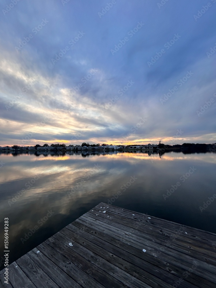 Obraz premium lake and sunset