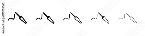 Eyeliner brush icon graphic set. trendy stroke line style