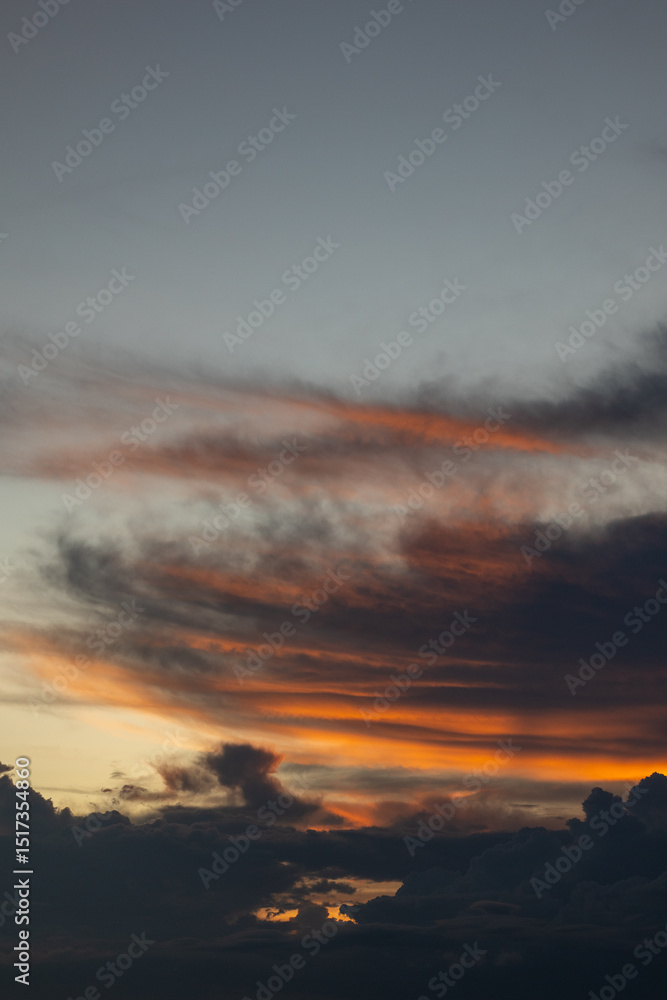 Fototapeta premium Dramatic Sunset Sky with Colorful Clouds
