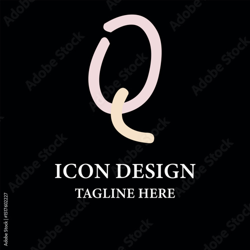 Q modern technology logo design