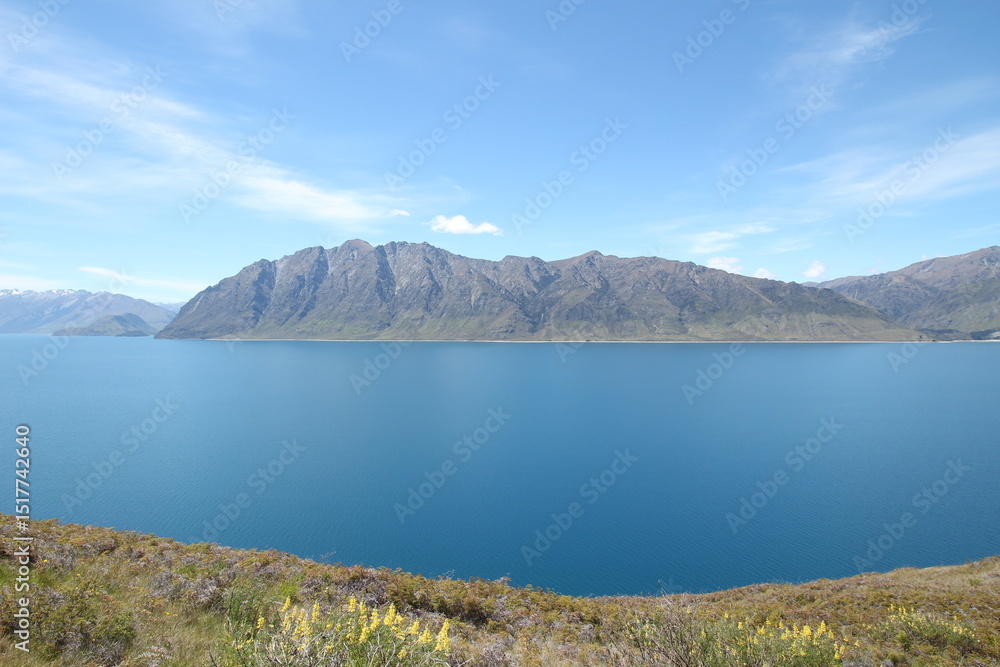 Naklejka premium lake and mountains, lake hawea, nz