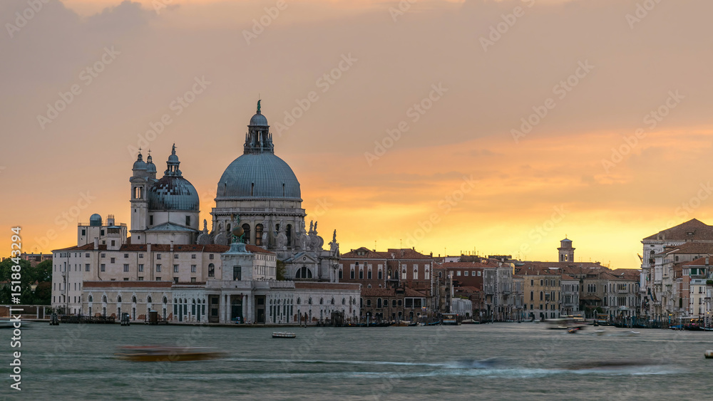 Fototapeta premium Basilica Santa Maria della Salute at sunset timelapse, Venezia, Venice, Italy