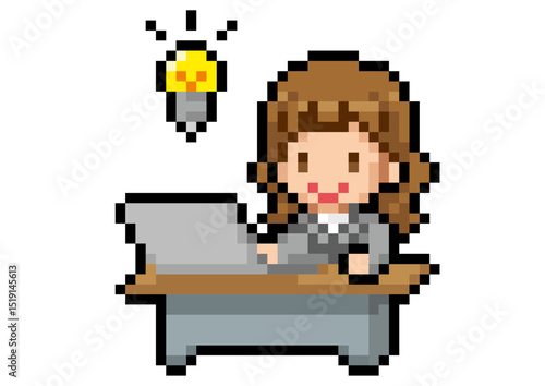 何かを閃くビジネスウーマンのドット絵