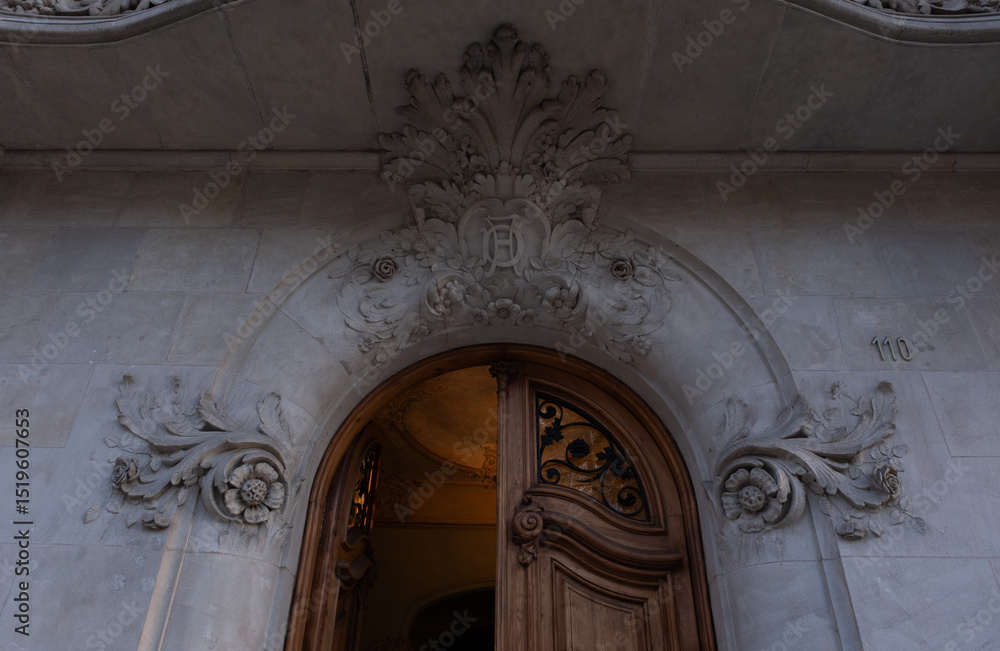 Naklejka premium Interesting Art Nouveau Architecture Buildings facade in Barcelona, Spain. (Arquitectura modernista). These fancy buildings date for the most from the early XXth century. 