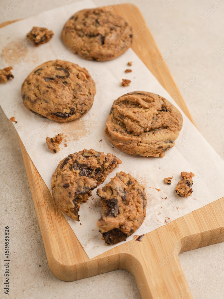 Fototapeta premium Chocolate chip cookies on white background