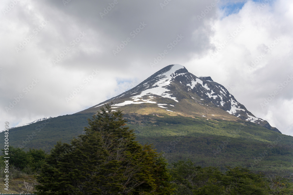 Fototapeta premium Tierra del Fuego National Park, in Argentina, Antarctica and the South Atlantic Islands. subantarctic landscapes, with forests, lakes, mountains, and coastline. Patagonia Argentina.