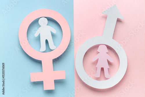 Paper symbols of male and f...