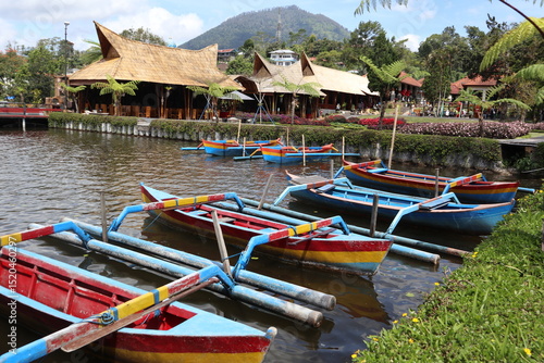 Wallpaper Mural Ulun Danu Lake Temple Boat Tour, Bali, April 30, 2025 Torontodigital.ca