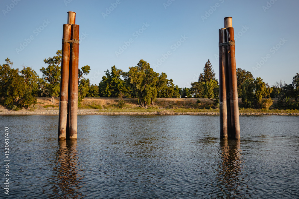 Obraz premium River Pilings at Sunset in California 