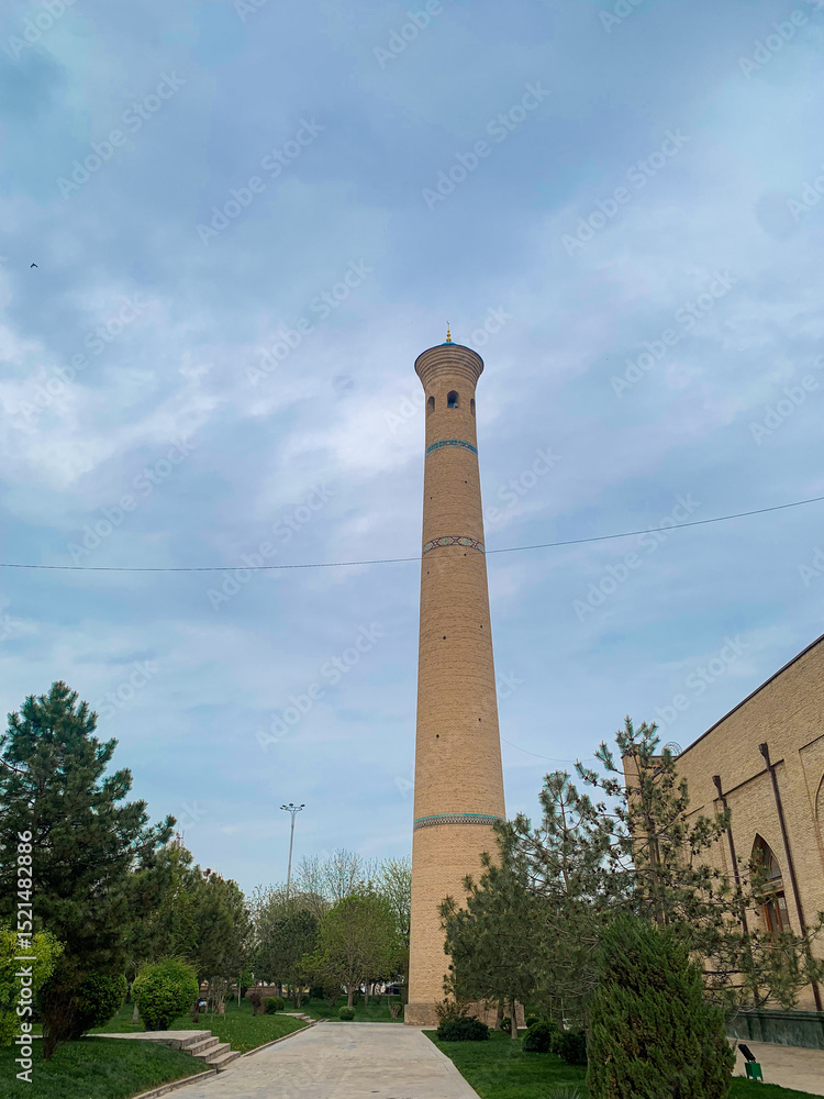 Obraz premium Hazrati Imam Complex an Barakhan Madrasah, complex and ensemble