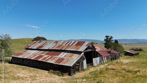 Old Rusty Barn, Northern California Ranch Land