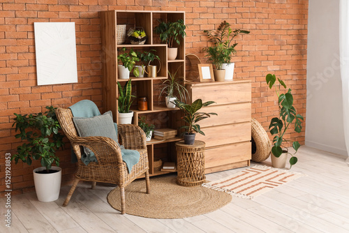 Shelving unit, chest of dra...