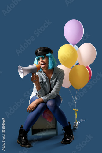 Stylish young African-Ameri...