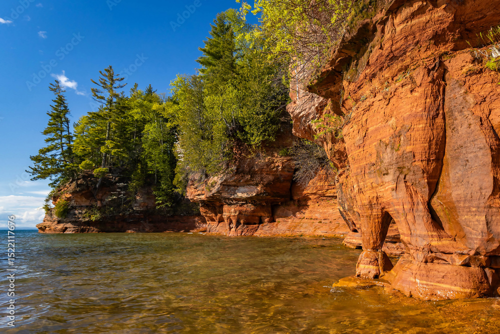 Obraz premium Close-Up View of Meyers Beach Sea Caves