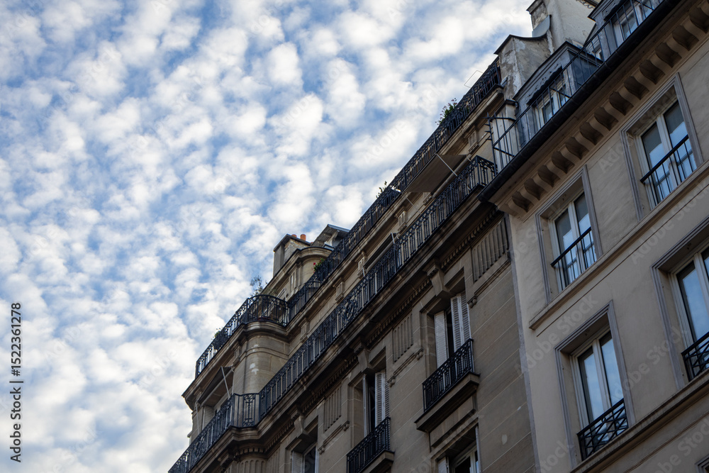 Obraz premium old building with blue sky