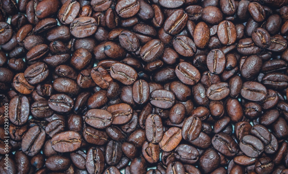 Naklejka premium coffee beans background