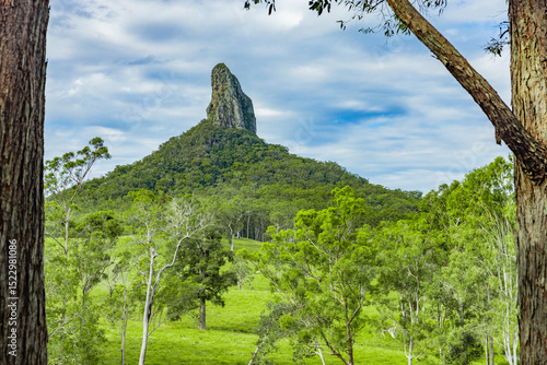 Mount Coonowrin im Glass House Mountains National Park
