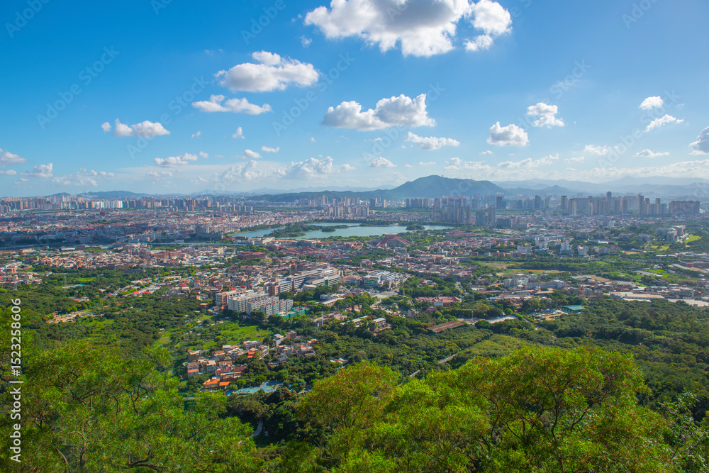 Obraz premium Quanzhou city aerial view including historic Licheng district and Xihu (West Lake) Park, from top of Mount Qingyuan, Quanzhou, Fujian Province, China.
