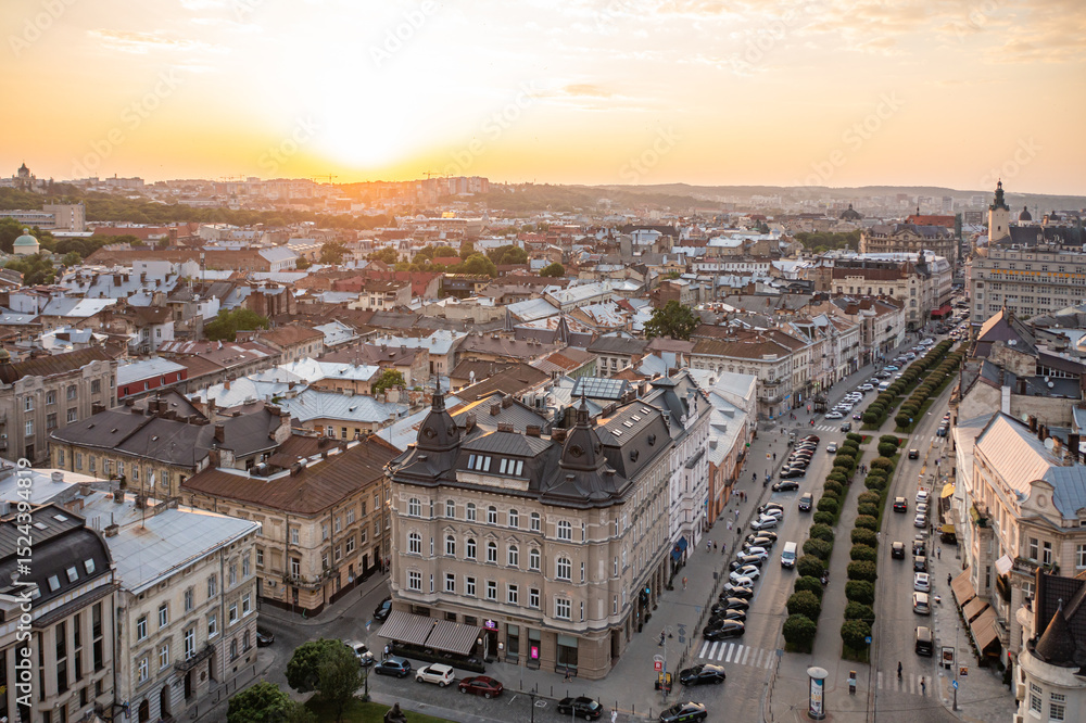 Fototapeta premium Panoramic Sunset View of Lviv Cityscape, Ukraine