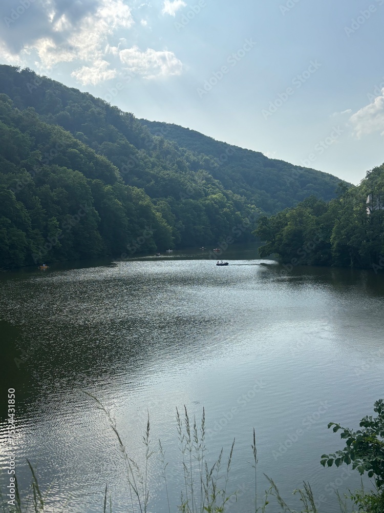 Naklejka premium lake and mountains