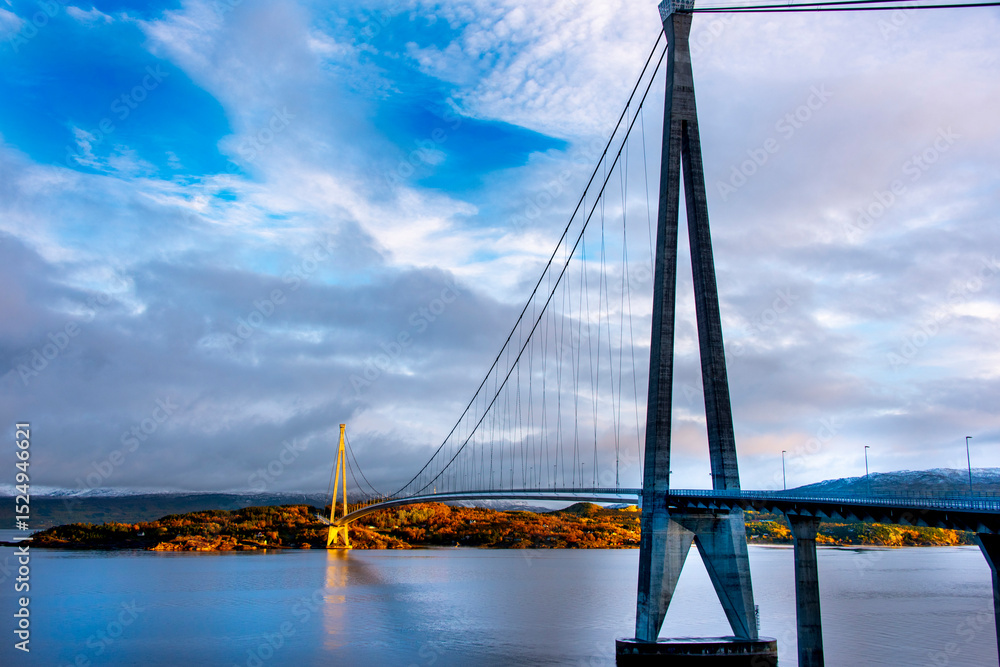 Obraz premium Halogaland Bridge in Narvik - Norway