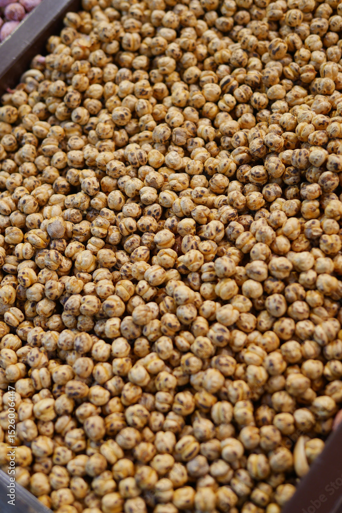 Healthy roasted chickpeas for a nutritious snack option Healthy roasted chickpeas for a nutritious snack option