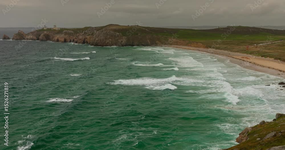 Les vagues de la plage de Pen Had en Bretagne