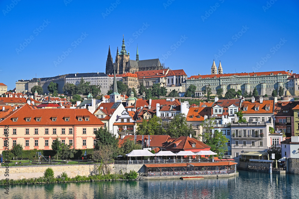 Obraz premium Prague Castle, old town cityscape, Czech republic
