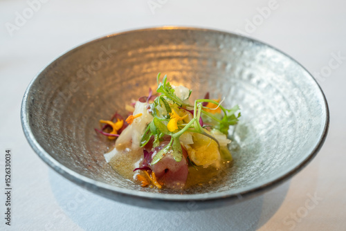 フレンチレストラン「ラ・メール」の前菜　シーフードのマリネ