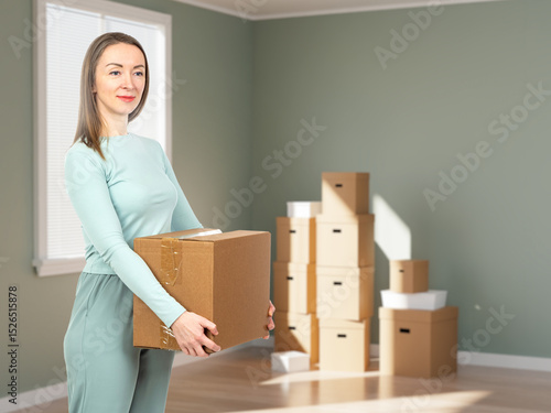 Woman doing relocation. Gir...