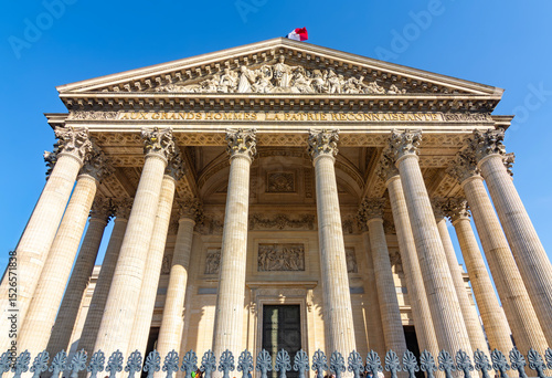 Fototapeta Naklejka Na Ścianę i Meble -  Pantheon building in Latin quarter, Paris, France