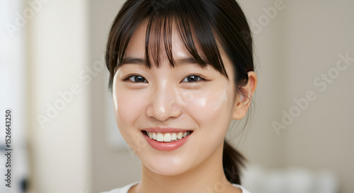 Smiling woman with bright skin Free Download Smiling woman with bright skin - GFXLoad