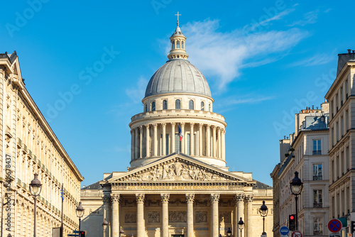 Fototapeta Naklejka Na Ścianę i Meble -  Pantheon building in Latin quarter, Paris, France