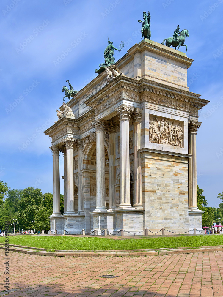 Obraz premium arco della pace di milano in italia, arch of peace of milan in italy