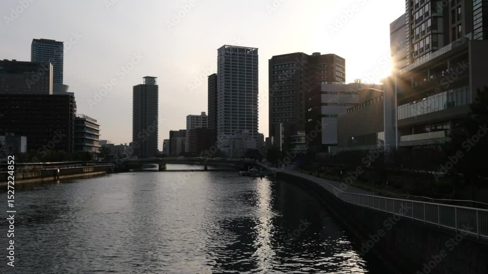 日本、大阪、城市、観光スポット、橋、川、青空、風景、写真素材 日本、大阪、城市、観光スポット、橋、川、青空、風景、写真素材