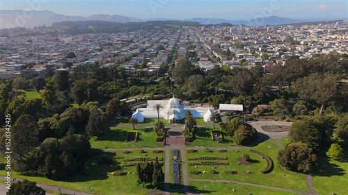 Wallpaper Mural Stunning aerial footage beautifully showcases a vibrant San Franciscos Botanical Garden at Golden Gate park, featuring a unique greenhouse, all set amidst charming neighborhoods of San Francisco Torontodigital.ca