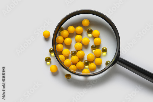 Magnifier with different pi...
