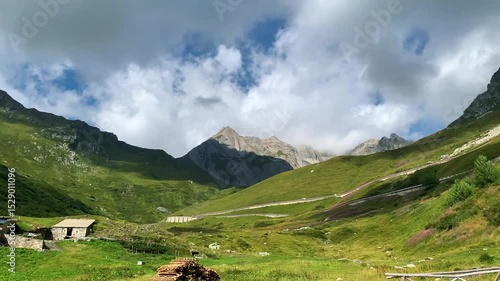 Wallpaper Mural Panoramica delle Alpi Italiane Torontodigital.ca
