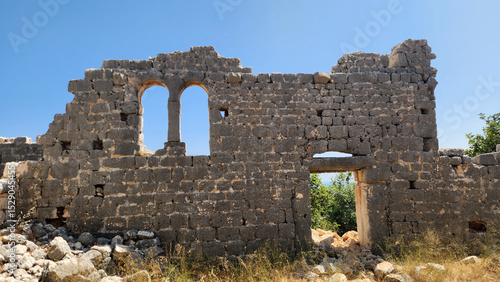 Tableau sur toile Inner view of the southern wall of the basilica in Hidirli Ruins, is located 2